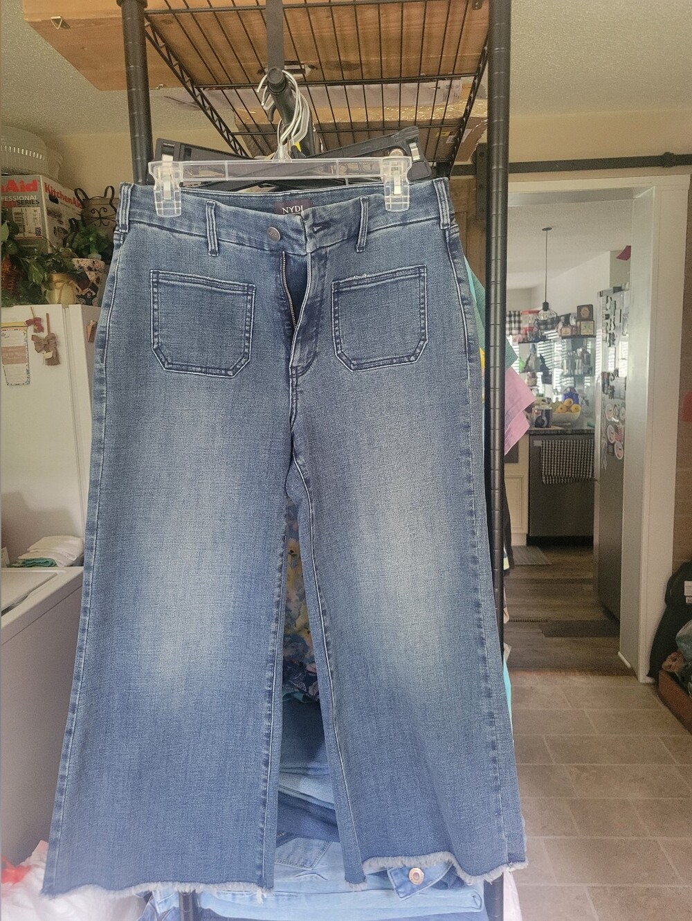 NYDJ Womens Major Wide Leg Capri Jeans Caliente Medium Wash Raw Hem Size 8 NEW